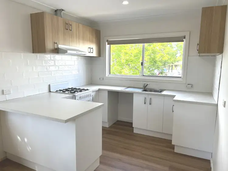 1-4/439 Bownds Street, Lavington NSW 2641