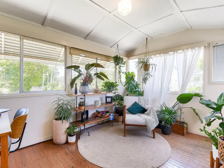22 Crowther Street, West End QLD 4101