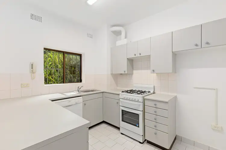 Third view of Homely apartment listing, 6/33 Palmerston Street, Vaucluse NSW 2030
