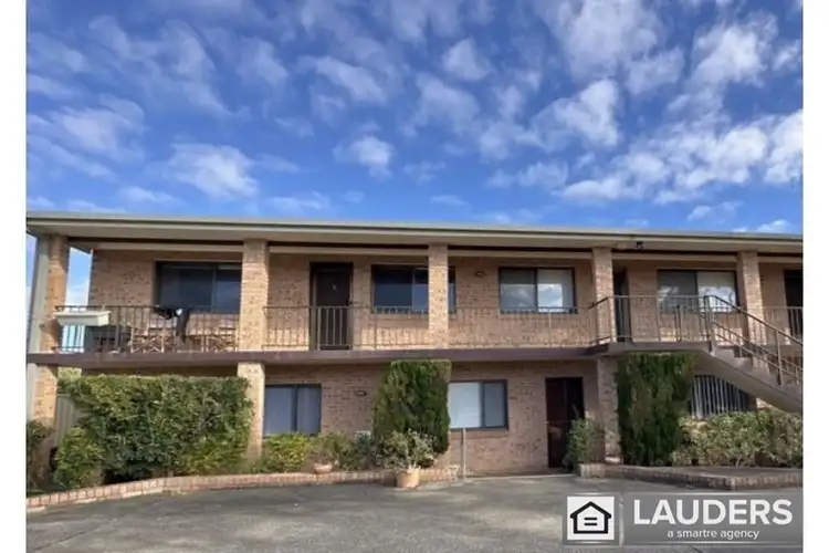2/5 Waterman, Old Bar NSW 2430