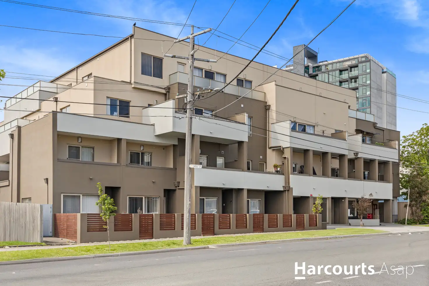 Main view of Homely unit listing, 4/2-4 Hutton Street, Dandenong VIC 3175