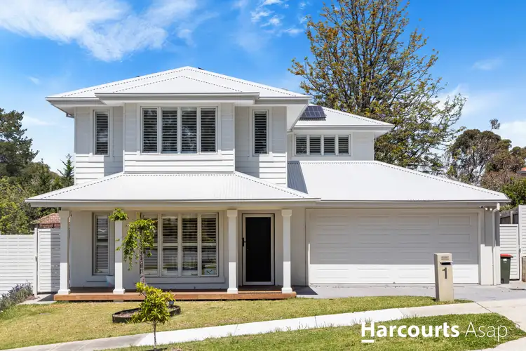 1 Hanover Court, Endeavour Hills VIC 3802
