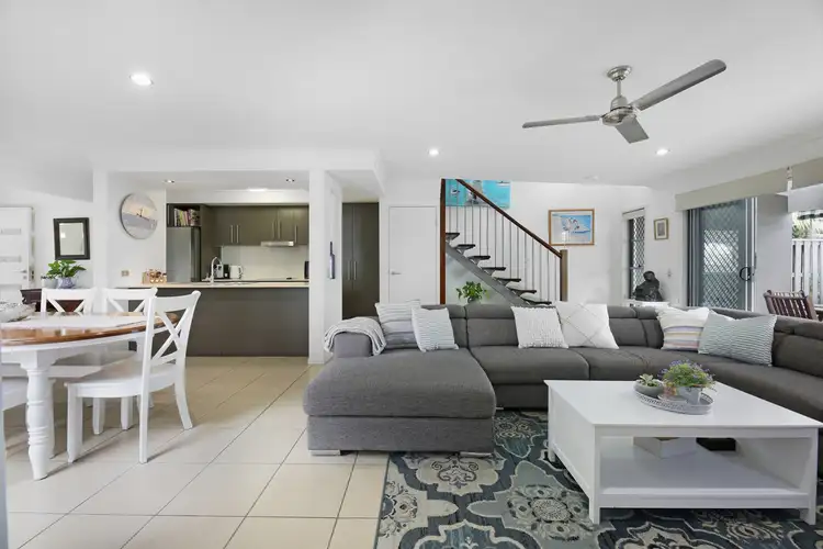 59 Venice Street, Burleigh Waters QLD 4220