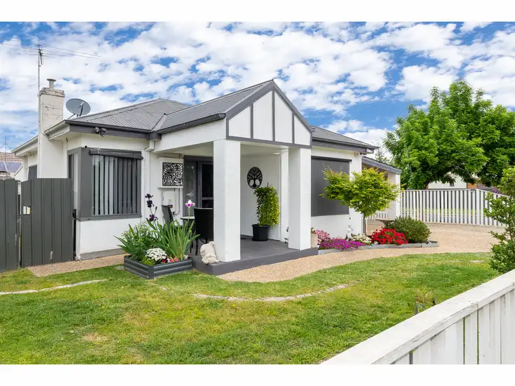 1/441 McDonald Road, Lavington NSW 2641