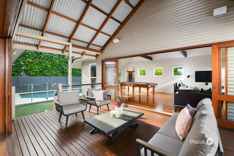 7 Crawford Road