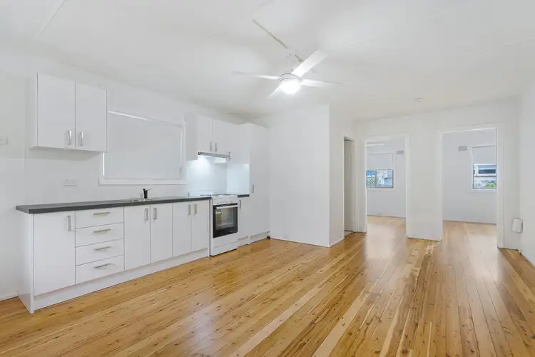 4/13 Bayview Avenue, The Entrance NSW 2261