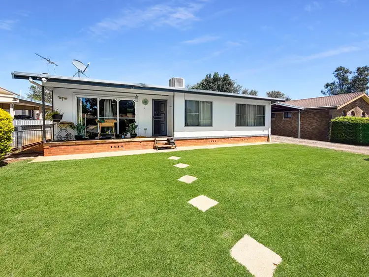 8 Cormie Avenue, Wee Waa NSW 2388