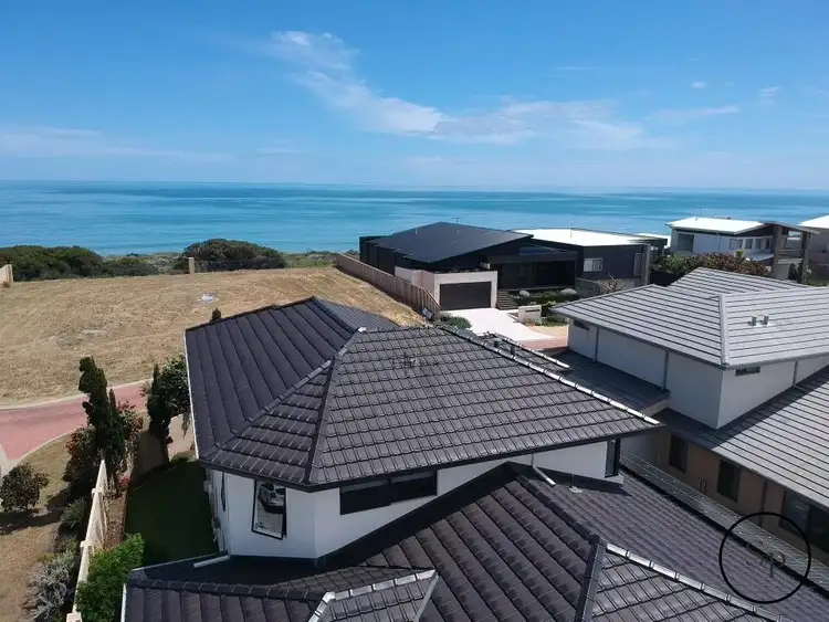 Second view of Homely house listing, 2 Cuprea View, Halls Head WA 6210