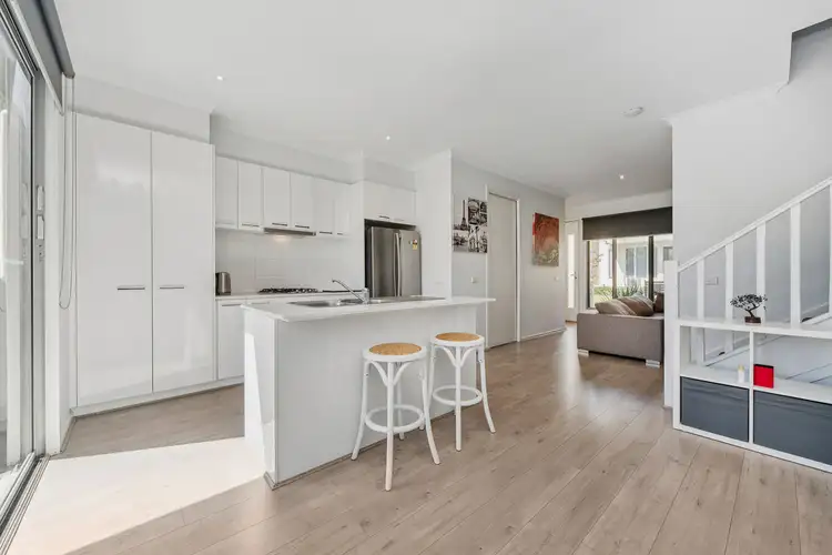 7 Nanea Path, Cranbourne VIC 3977