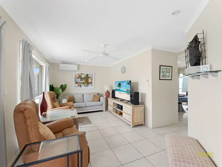 Second view of Homely house listing, 4 Swaney Court, Urangan QLD 4655