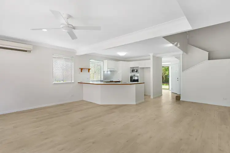 Fifth view of Homely semi-detached listing, 2/17 Ferny Fairway, Burleigh Heads QLD 4220