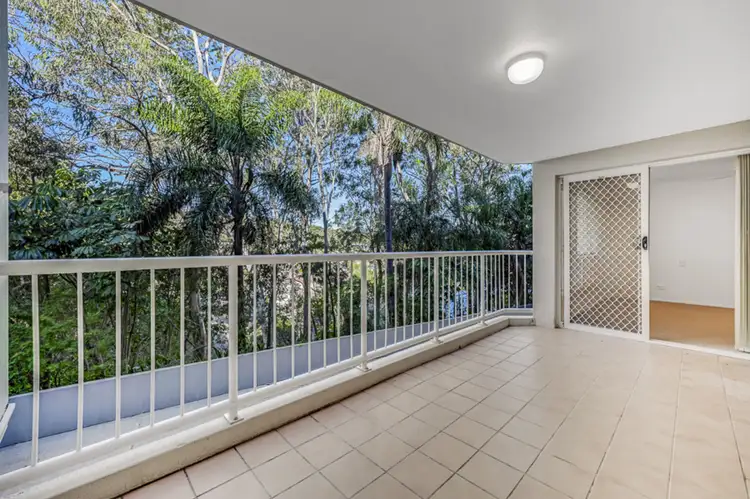 2/14 Brakes Street, Burleigh Heads QLD 4220