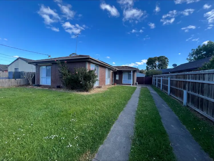 27 Taylor Crescent, Traralgon VIC 3844