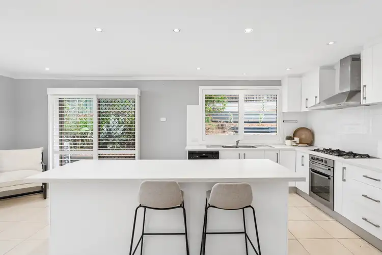 1 Woodside Terrace, Narara NSW 2250