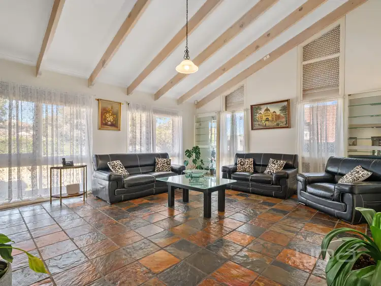 Fifth view of Homely house listing, 29 Campaspe Crescent, Brookfield VIC 3338