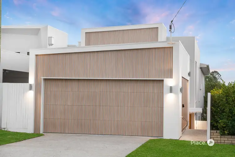 22A Arrol Street, Camp Hill QLD 4152