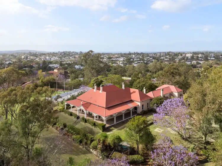 65 Grove Crescent, Toowong QLD 4066