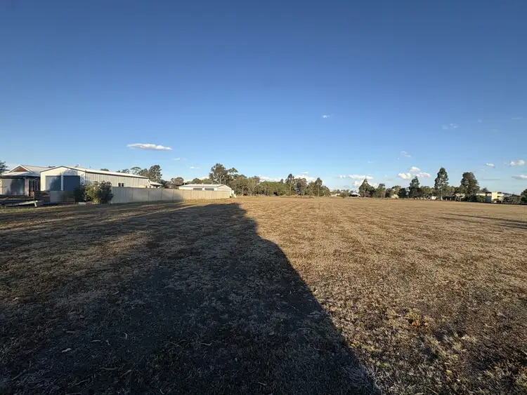 15 Vanessa Drive, Dalby QLD 4405