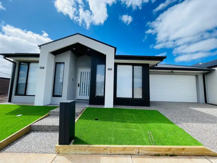 30 Masaya Avenue, Truganina VIC 3029