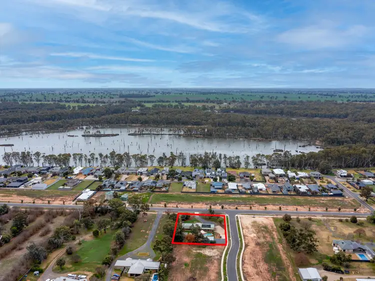 81 Pasley Street, Bundalong VIC 3730