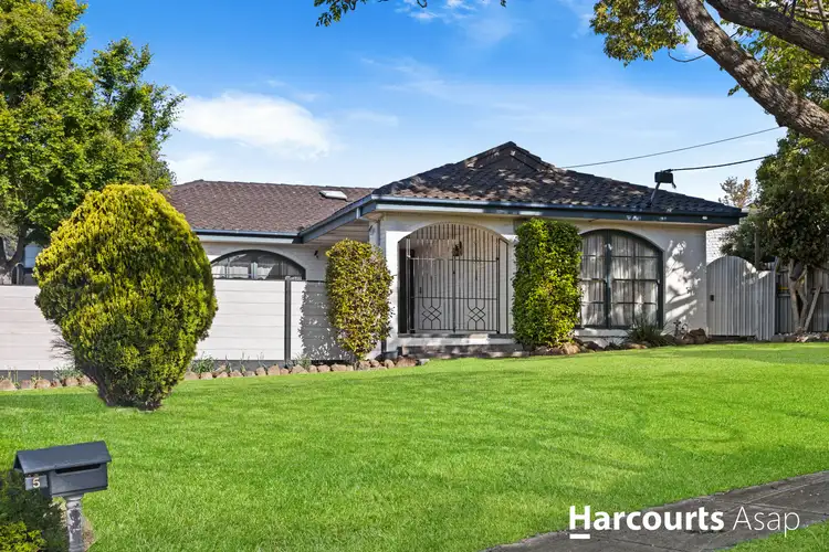 Second view of Homely house listing, 5 Hampton Court, Dandenong North VIC 3175
