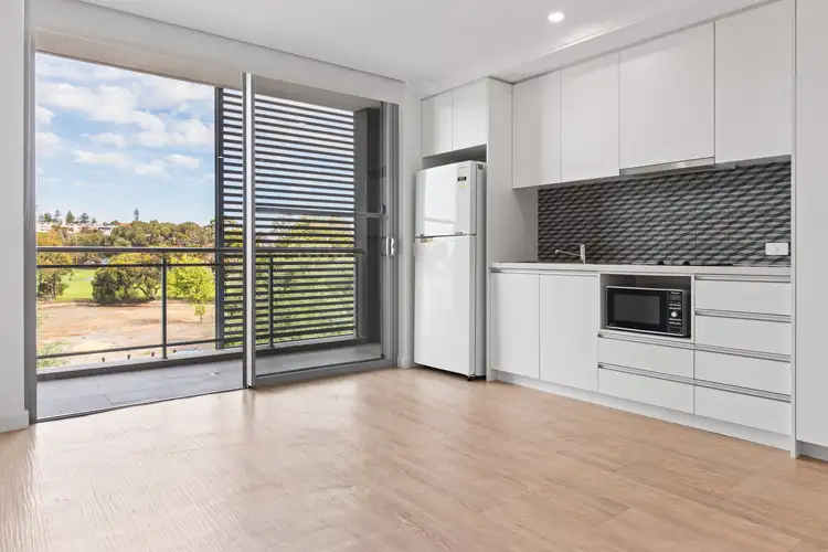 15/10 Quarry Street, Fremantle WA 6160