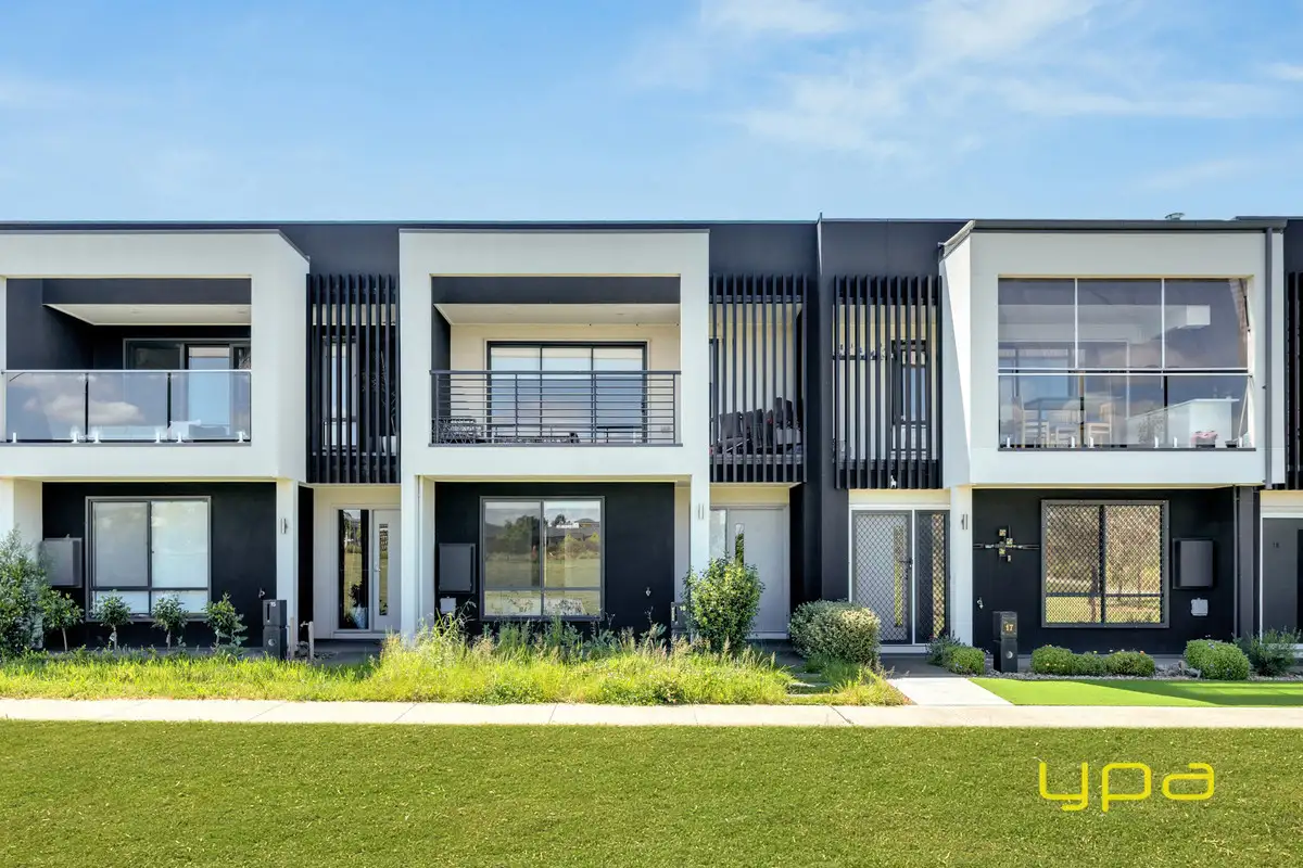 Main view of Homely house listing, 16 Mahara Walk, Cranbourne West VIC 3977