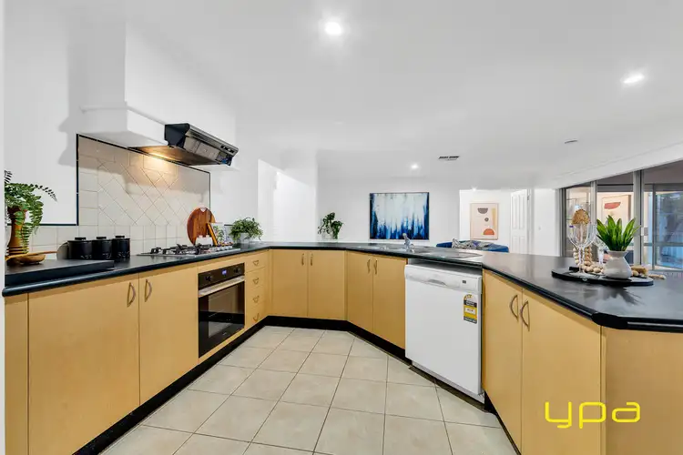 Fifth view of Homely house listing, 10 Hazelmere Avenue, Cranbourne West VIC 3977