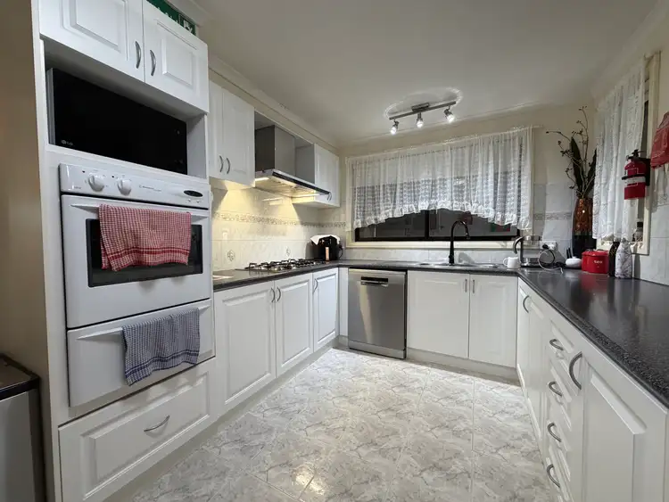 Fifth view of Homely house listing, 9 Ambridge Grove, Sydenham VIC 3037