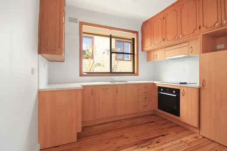 7 Abercrombie Street, West Wollongong NSW 2500