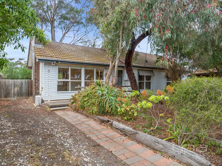 5 Kurrajong Crescent