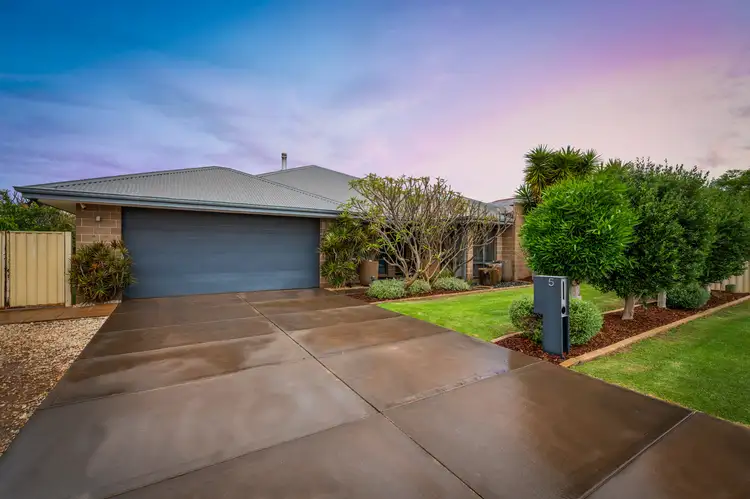 5 Matthews Way, Somerville WA 6430