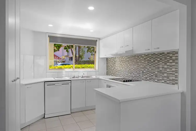 Third view of Homely townhouse listing, 27/3 Arundel Drive, Arundel QLD 4214