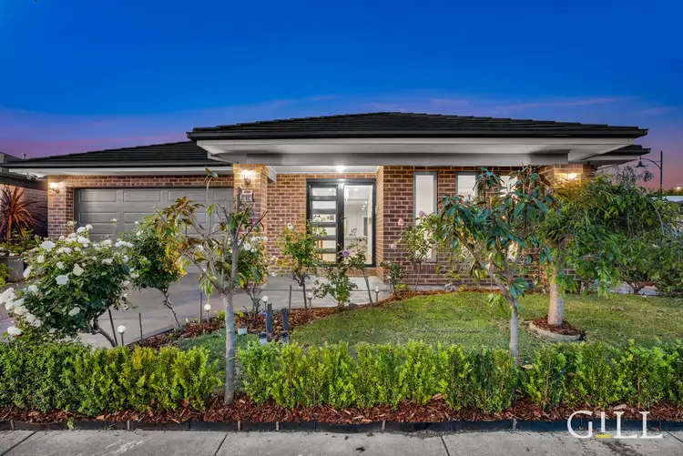 27 Renishaw Drive, Officer VIC 3809