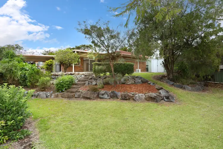 37 Dunsby Drive, Carrara QLD 4211