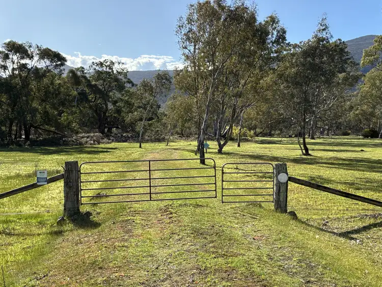 716 Victoria Valley Road