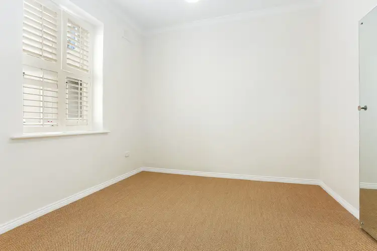 Third view of Homely studio listing, 16/6-8 Farrell Avenue, Darlinghurst NSW 2010