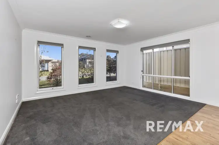 Second view of Homely villa listing, 2/13 Cunjegong Loop, Gobbagombalin NSW 2650