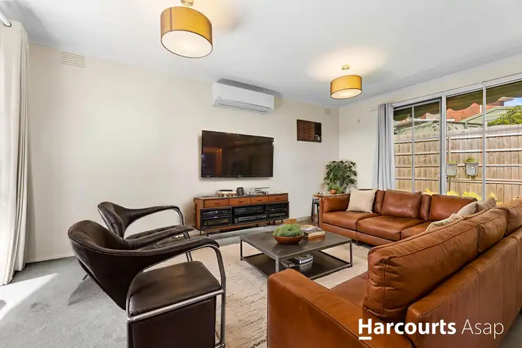 Fourth view of Homely house listing, 1 Hann Close, Endeavour Hills VIC 3802