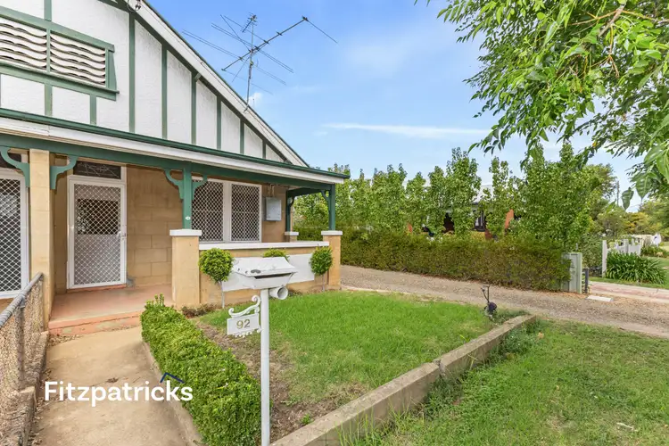 92 Crampton Street, Wagga Wagga NSW 2650