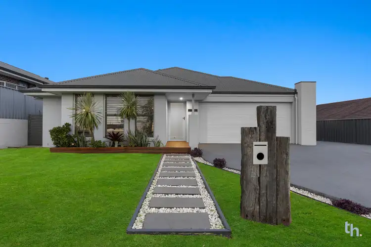 6 Portsea Parade, Cameron Park NSW 2285