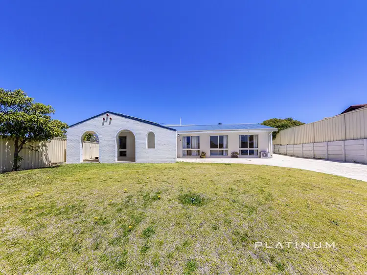 9 Gore Place, Hillarys WA 6025