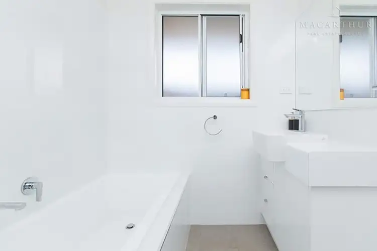 Fifth view of Homely house listing, 6 St Pauls Place, Gobbagombalin NSW 2650