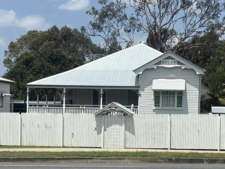 21 Pine Street, North Ipswich QLD 4305