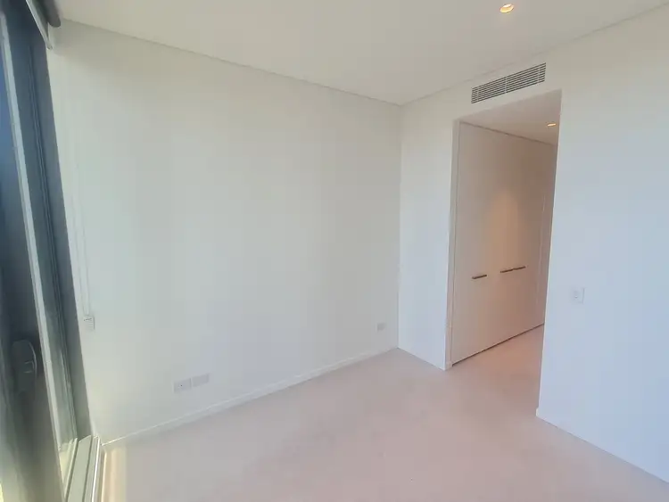 Fourth view of Homely unit listing, 1305/301 Botany Road, Zetland NSW 2017