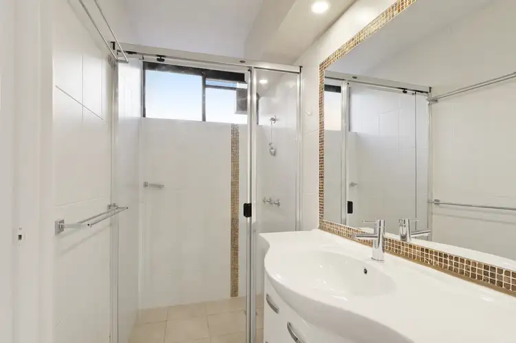 Fifth view of Homely apartment listing, 2/13 Federation Avenue, Broadbeach QLD 4218