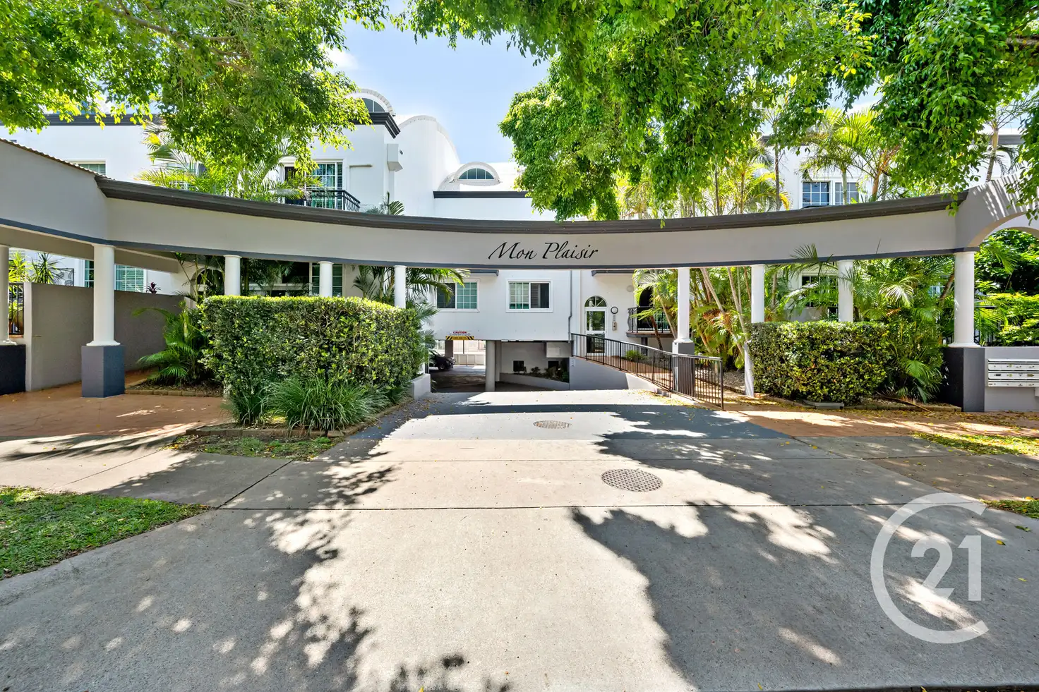 Main view of Homely apartment listing, 15/94-98 Prince Edward Parade, Redcliffe QLD 4020