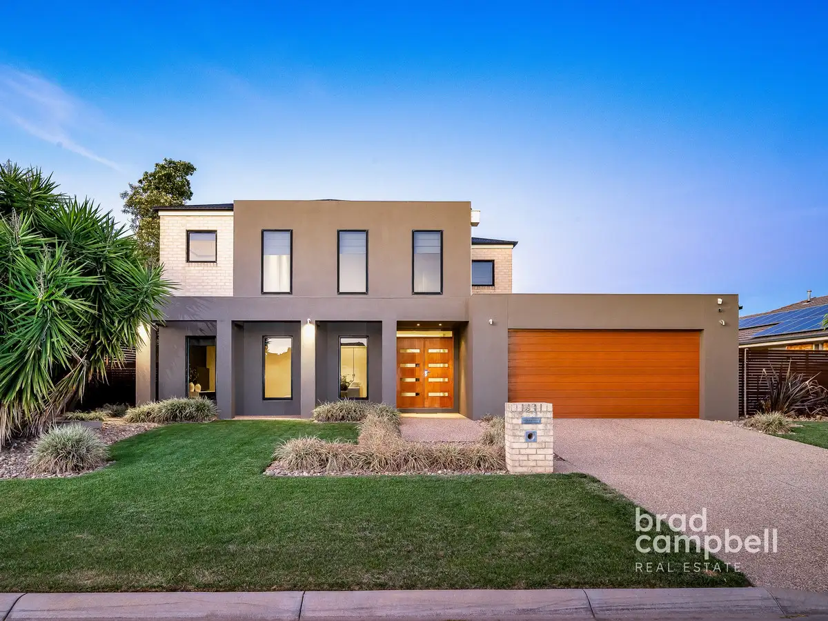 Main view of Homely house listing, 21 Menindee Crescent, Kialla VIC 3631