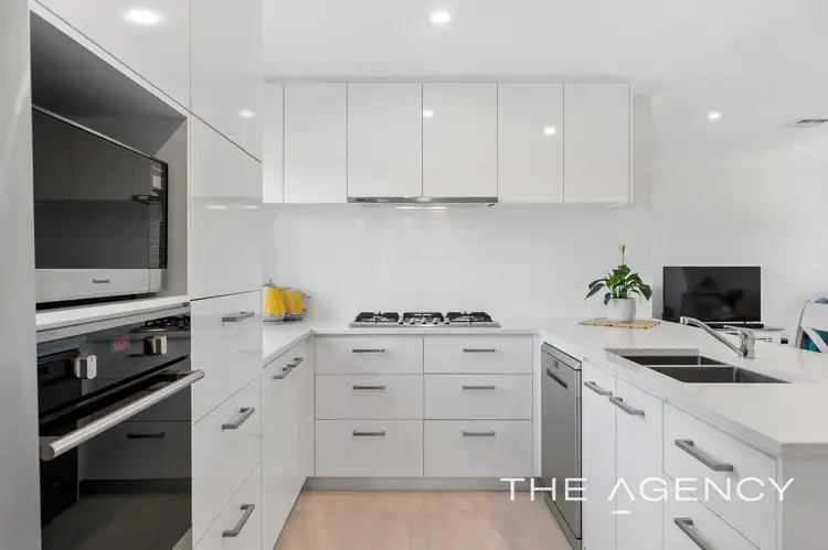 Sixth view of Homely villa listing, 154/100 Clementine Boulevard, Treeby WA 6164