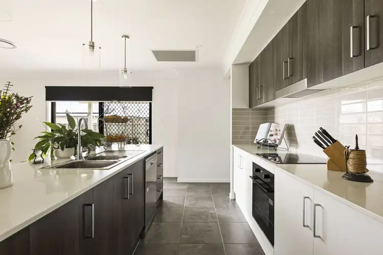 Sixth view of Homely house listing, 1 Abbeyfeale Circuit, Meringandan West QLD 4352